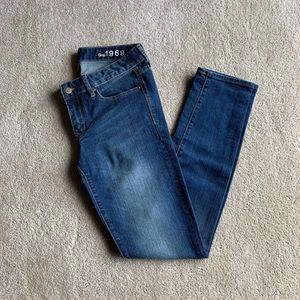 Gap 1969 Skinny Jeans
